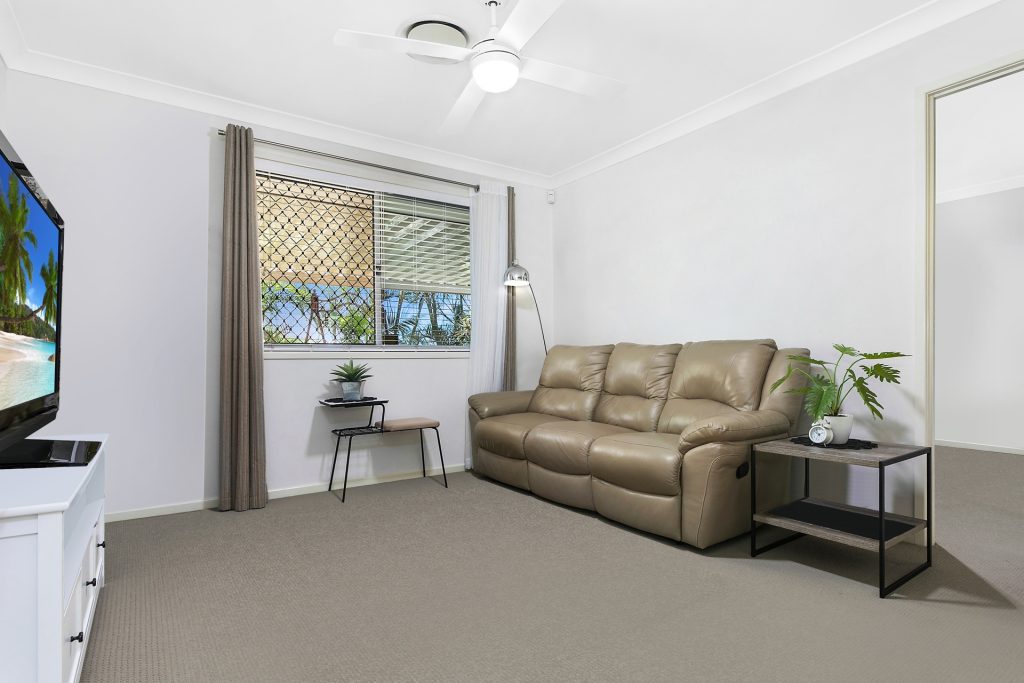 20 Bondi Court, Sandstone Point QLD 4511 - photo 10