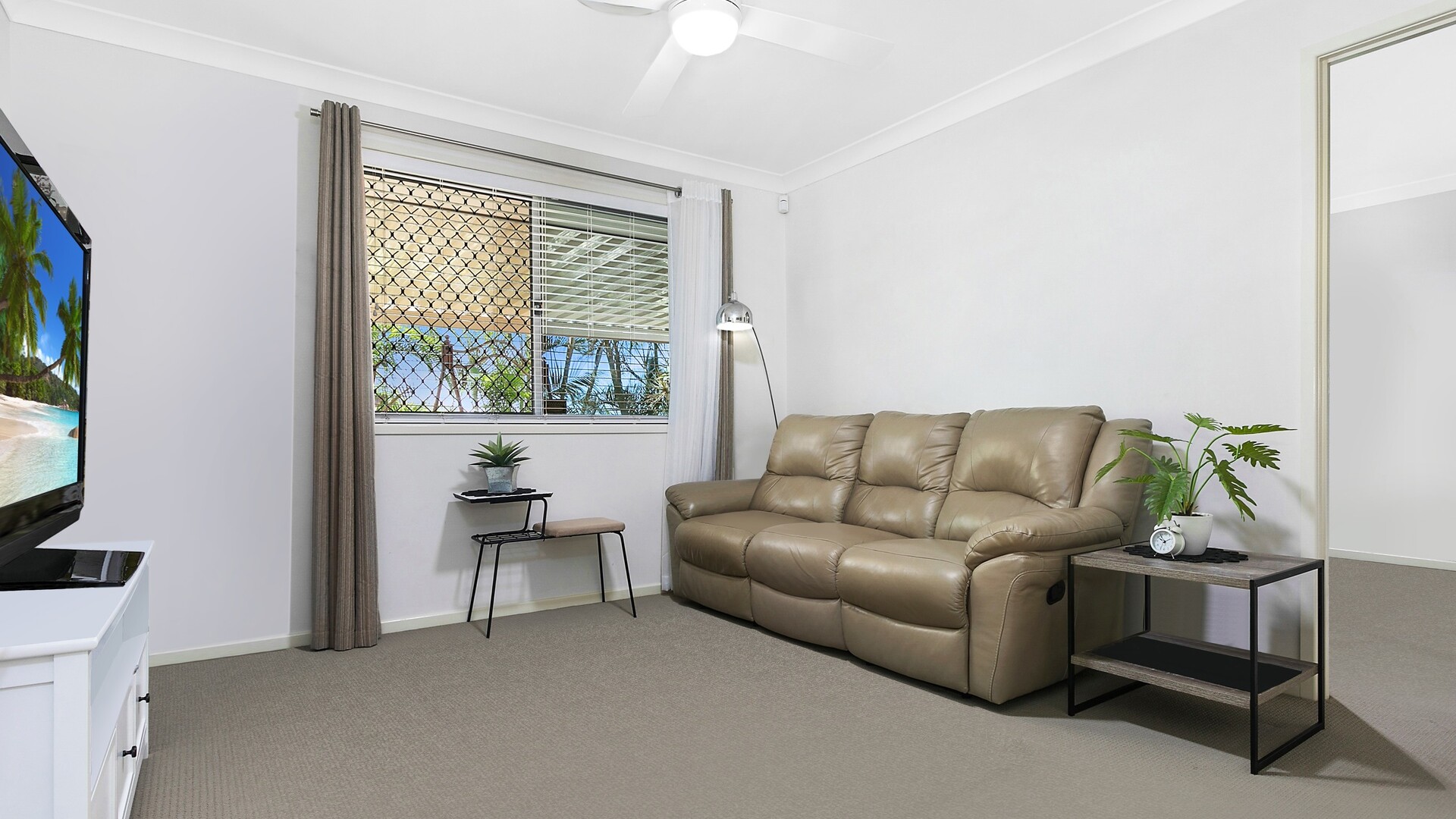 20 Bondi Court, Sandstone Point QLD 4511 - photo 10