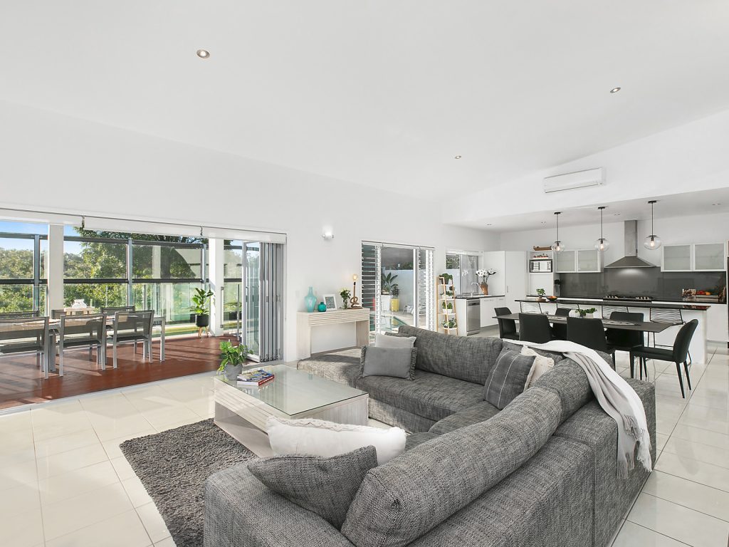 3 Easter Street, Kawana Island QLD 4575 - photo 2