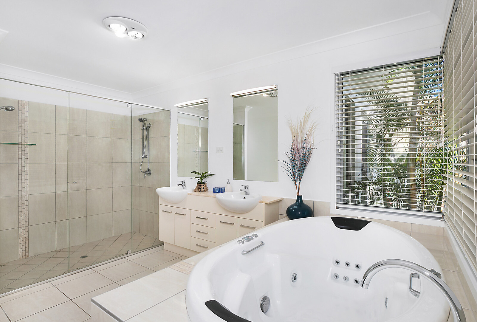3 Easter Street, Kawana Island QLD 4575 - photo 14