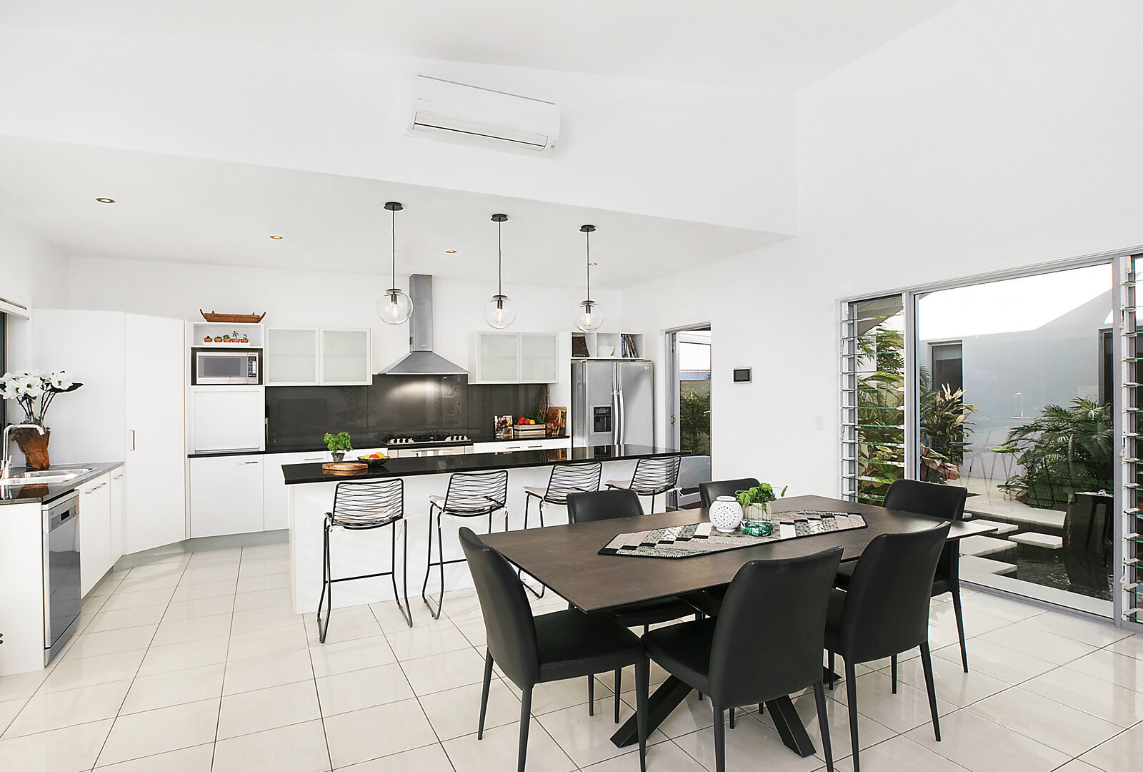 3 Easter Street, Kawana Island QLD 4575 - photo 6