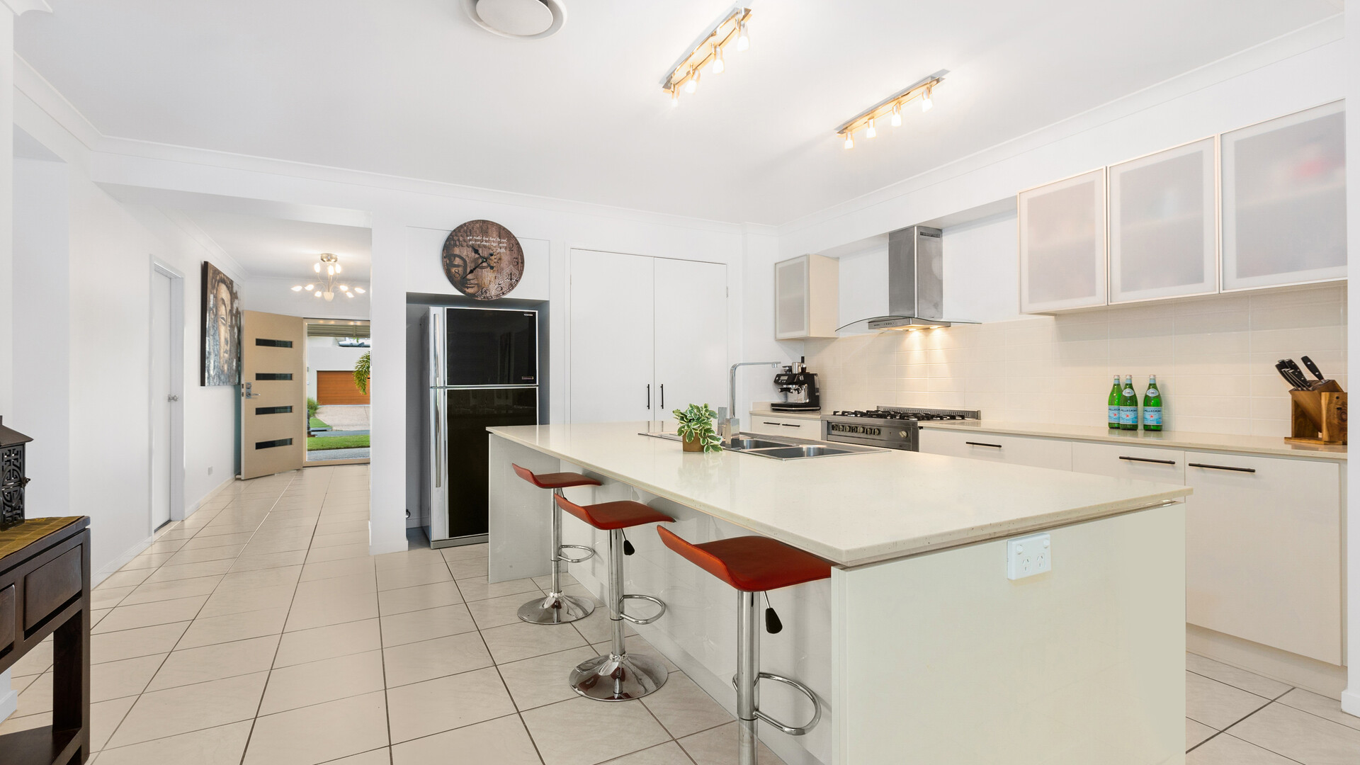 Sold - 5 Hartley Crescent - New Property in Pelican Waters - Real Estate by Yolanda Williams