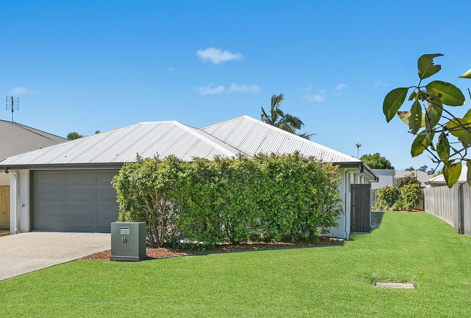 11 Rapanea Street, Meridan Plains QLD 4551 - photo 2