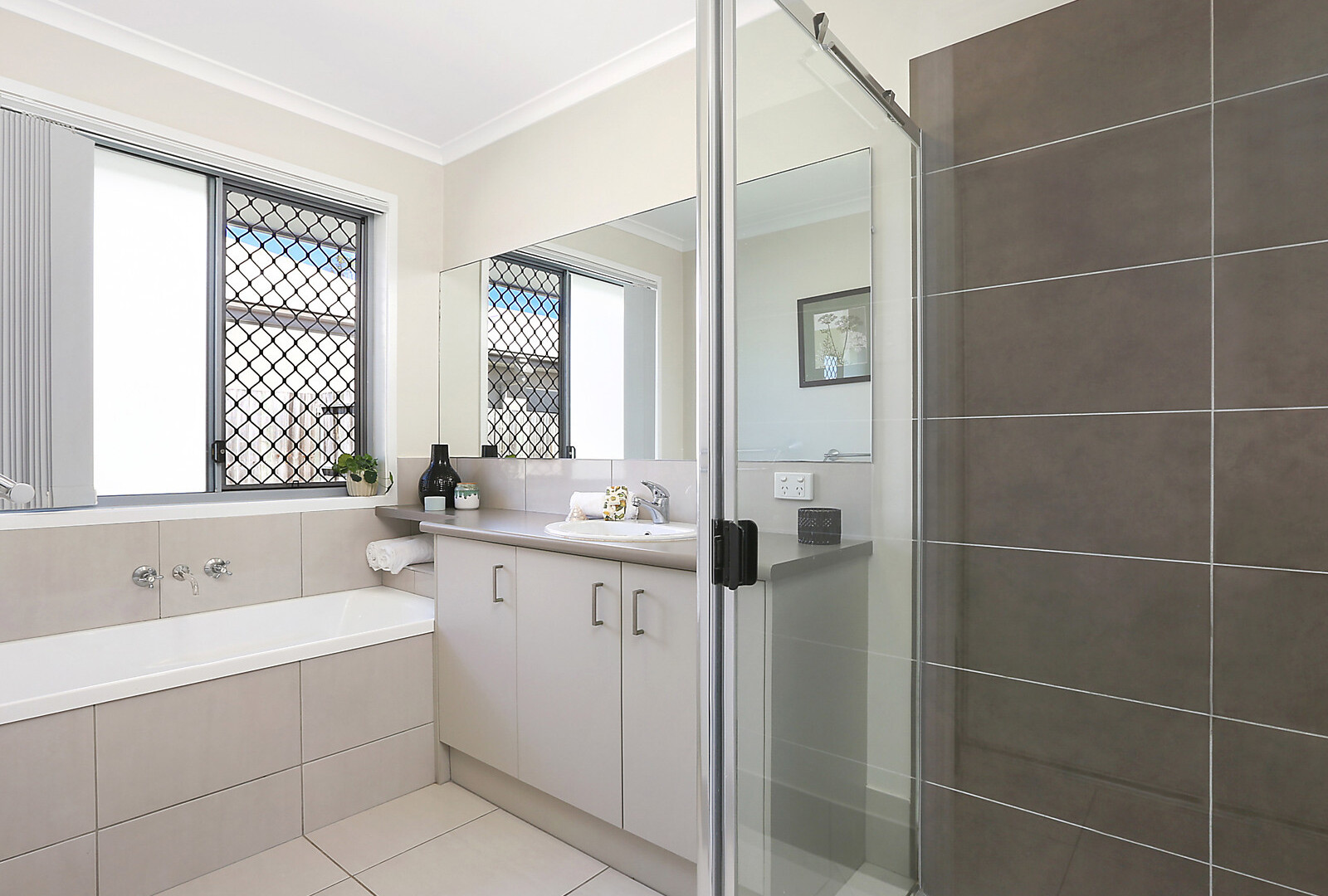 11 Rapanea Street, Meridan Plains QLD 4551 - photo 13