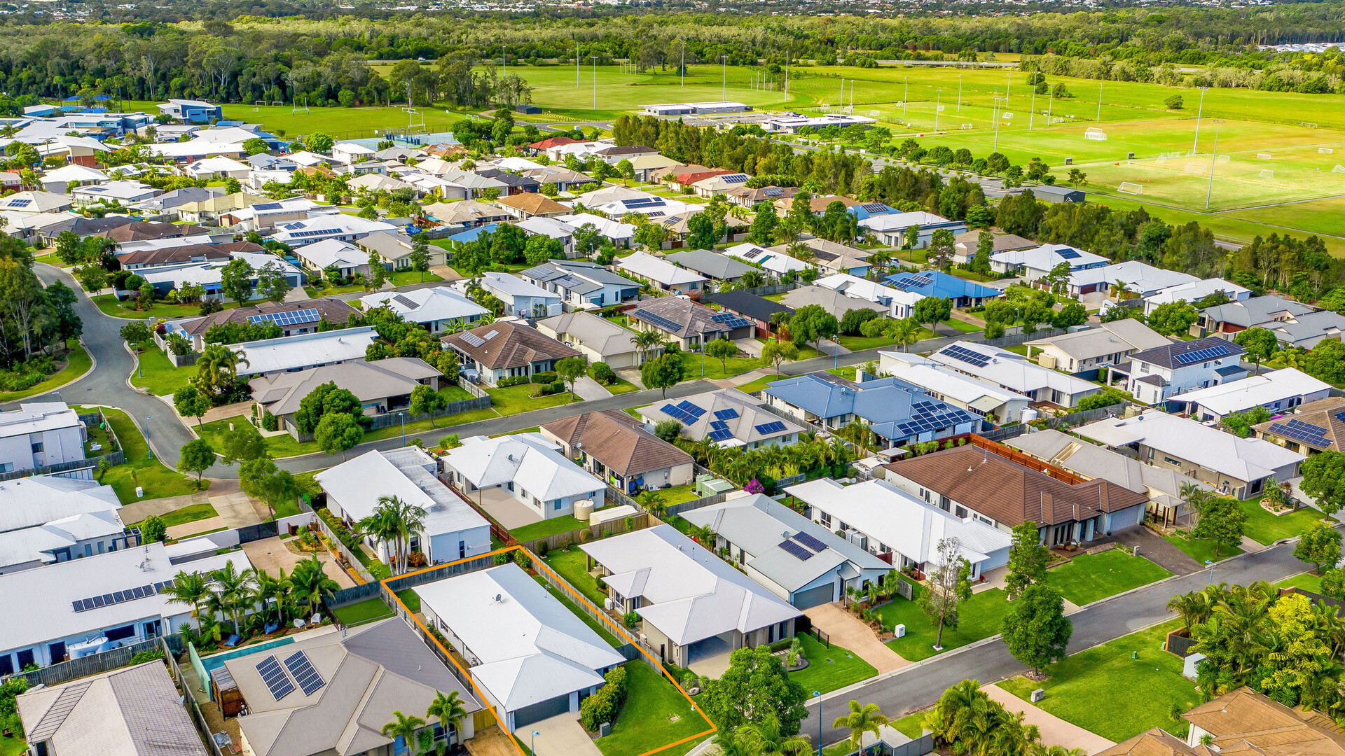 11 Rapanea Street, Meridan Plains QLD 4551 - photo 8