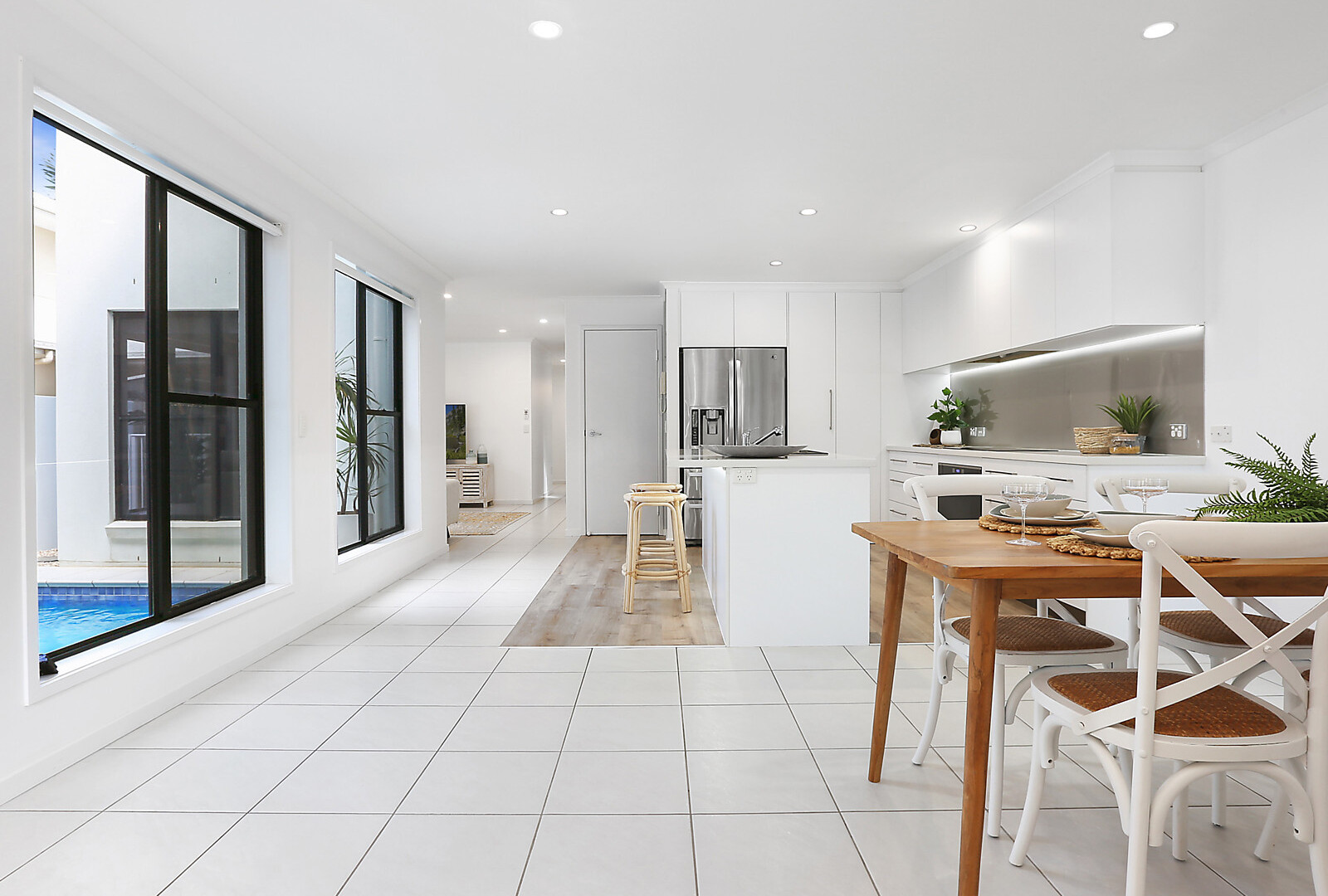 7 Melos Place, Kawana Island QLD 4575 - photo 8