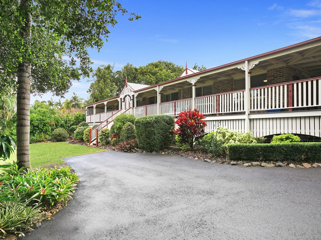11 Stephenson Court, Beerwah QLD 4519 - photo 2