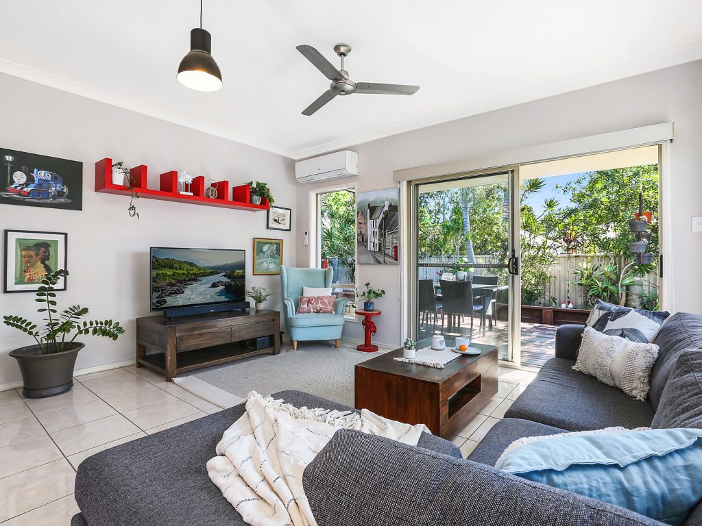 8 Stavewood Street, Meridan Plains QLD 4551 - photo 3
