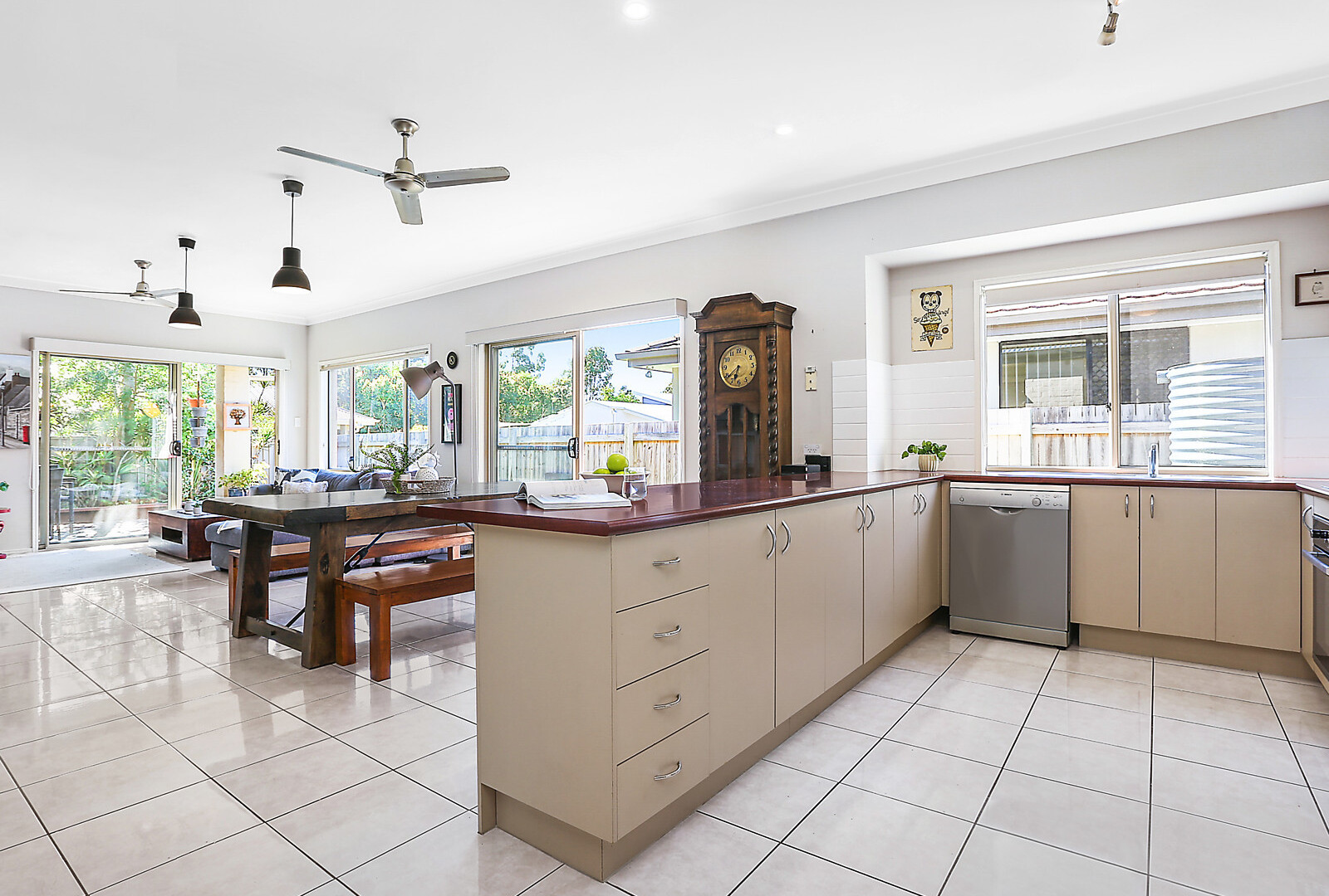 8 Stavewood Street, Meridan Plains QLD 4551 - photo 6