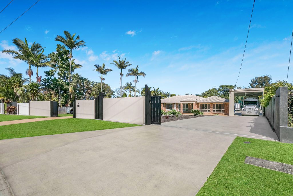 29 Casuarina Drive, Little Mountain QLD 4551 - photo 12