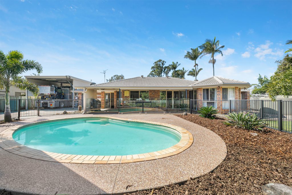 29 Casuarina Drive, Little Mountain QLD 4551 - photo 3