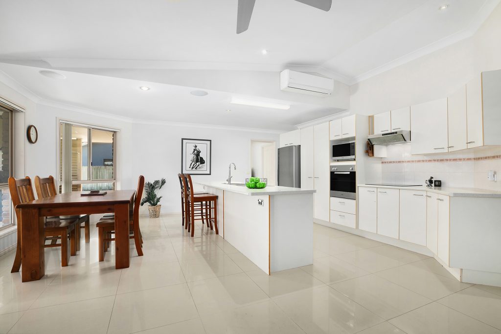 29 Casuarina Drive, Little Mountain QLD 4551 - photo 5