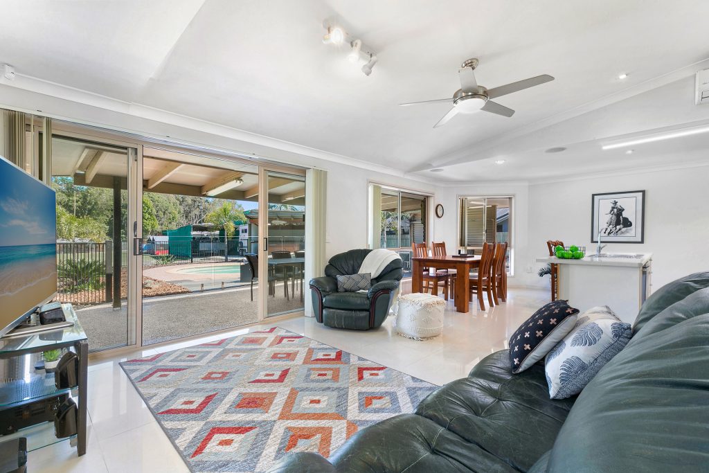 29 Casuarina Drive, Little Mountain QLD 4551 - photo 6