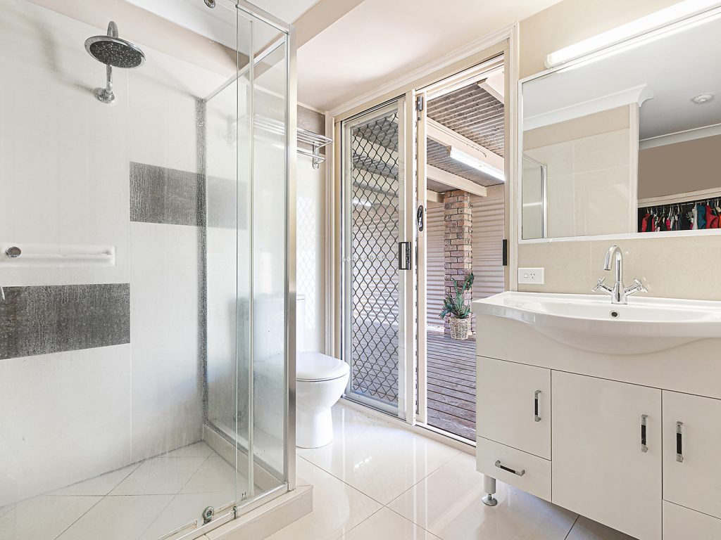 29 Casuarina Drive, Little Mountain QLD 4551 - photo 10