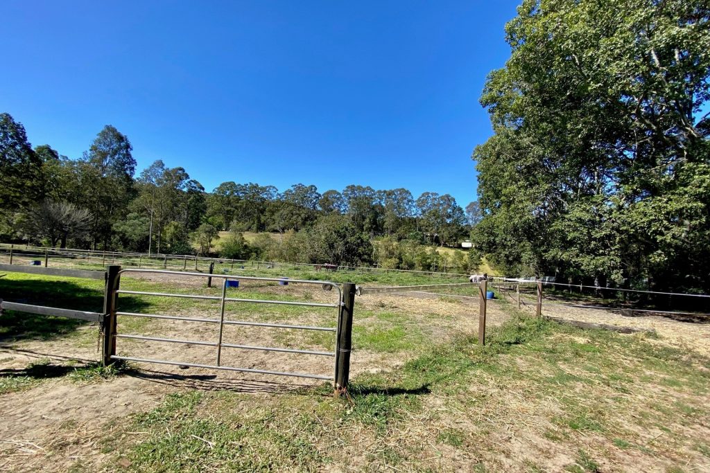 34 Storrs Road, Peachester QLD 4519 - photo 7