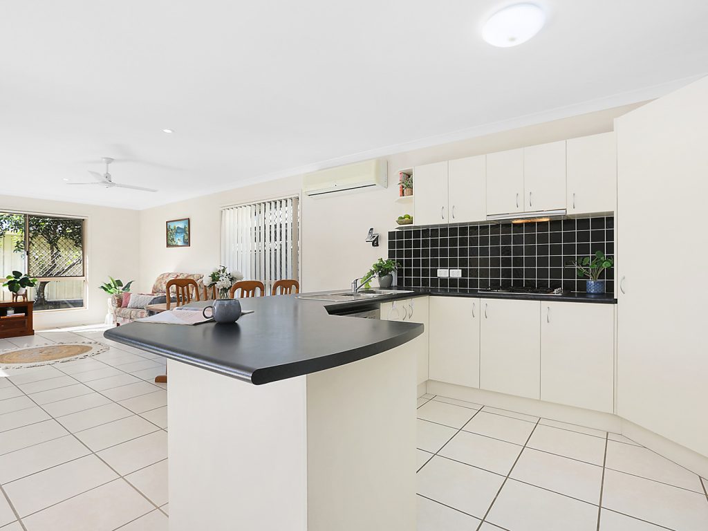 2 Kamala Place, Meridan Plains QLD 4551 - photo 2