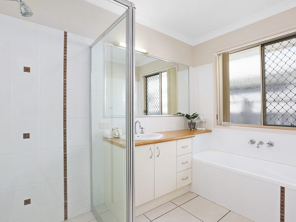 2 Kamala Place, Meridan Plains QLD 4551 - photo 6
