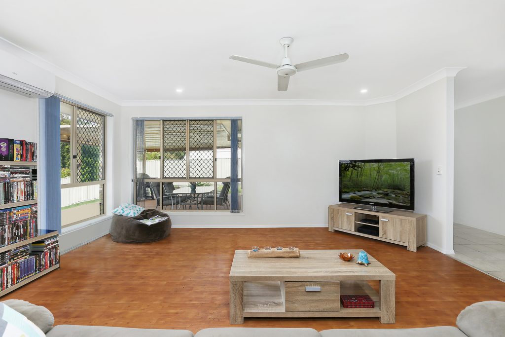 1 Huon Place, Currimundi QLD 4551 - photo 3