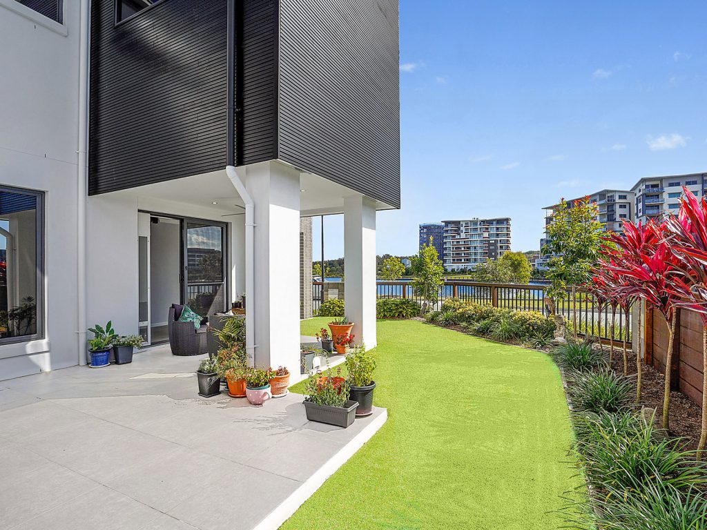16 Zeal Street, Birtinya QLD 4575 - photo 2
