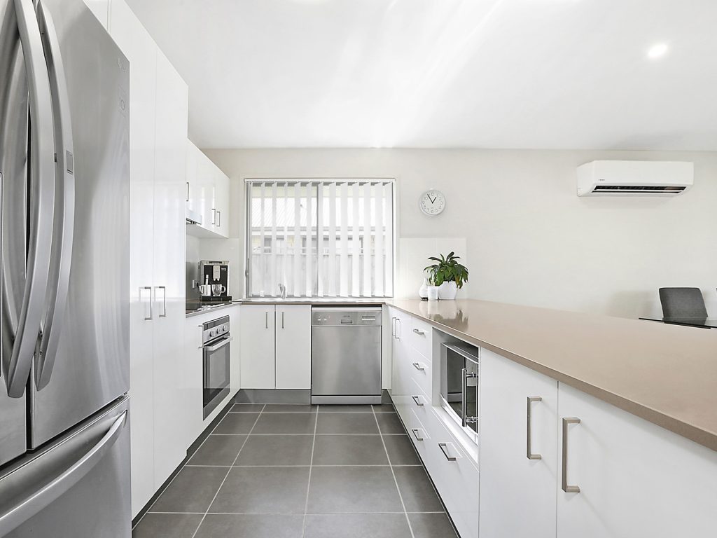 77 Haslewood Crescent, Meridan Plains QLD 4551 - photo 5