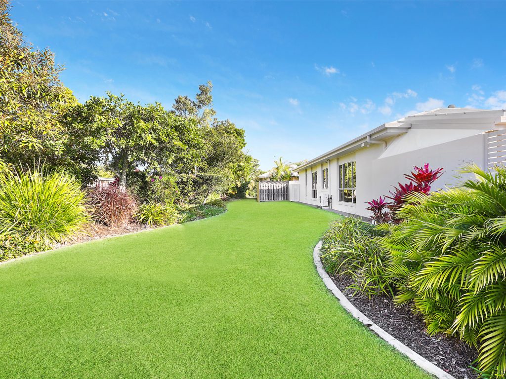 150/2 Grand Parade, Kawana Island QLD 4575 - photo 2