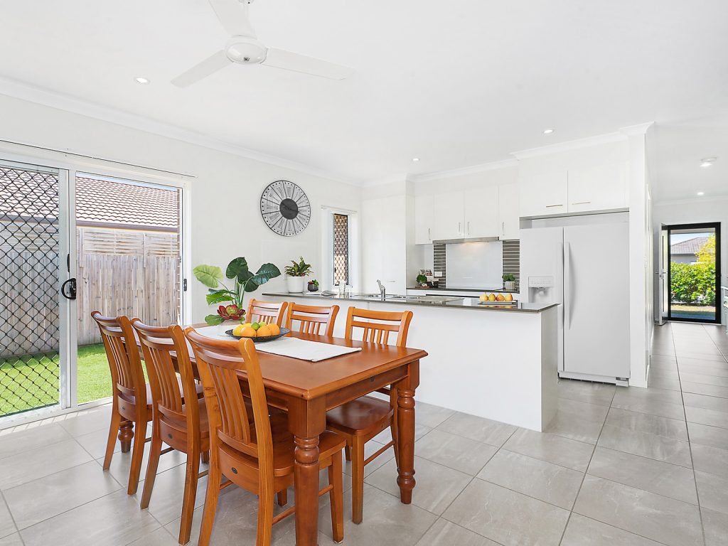 2/47 Grice Crescent, Ningi QLD 4511 - photo 3