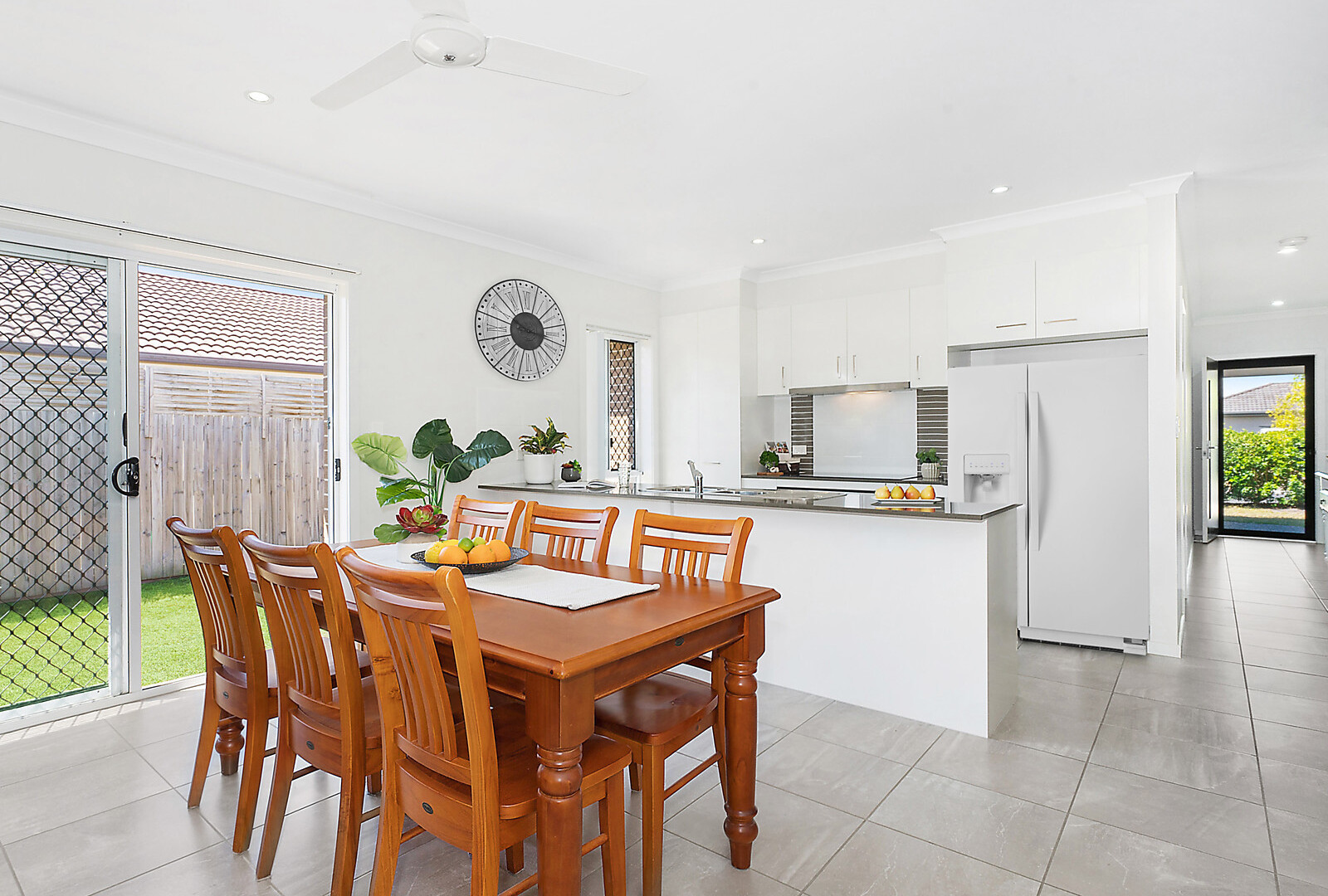 2/47 Grice Crescent, Ningi QLD 4511 - photo 3