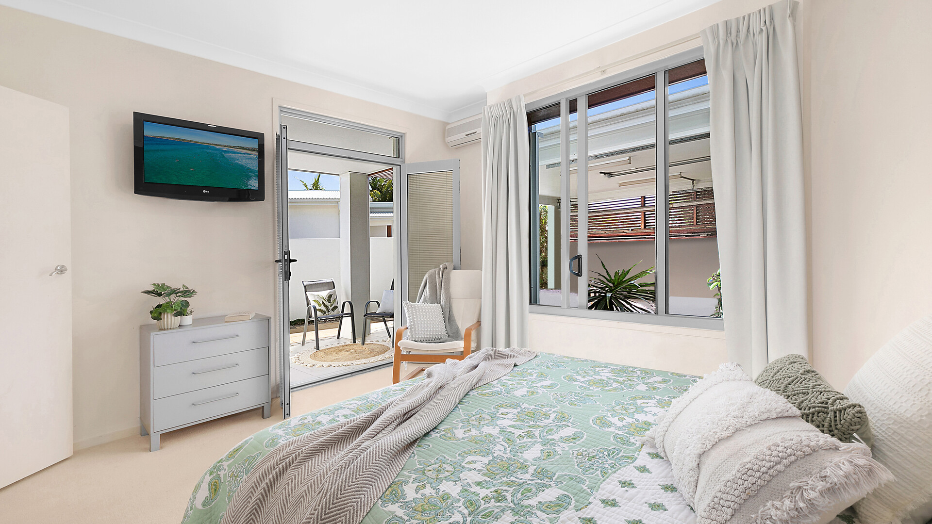 19 Dugong Crescent, Banksia Beach QLD 4507 - photo 14