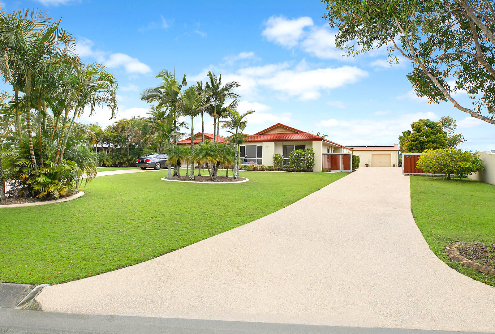 61 Koala Court, Little Mountain QLD 4551 - photo 2