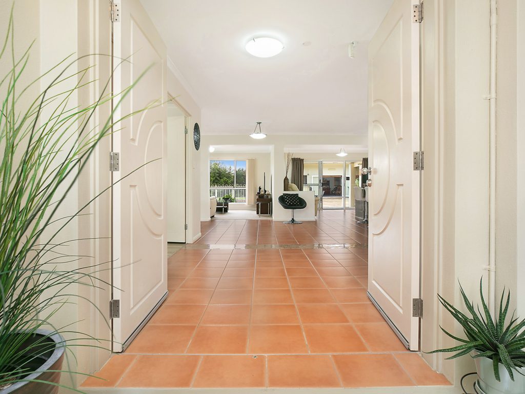 61 Koala Court, Little Mountain QLD 4551 - photo 4