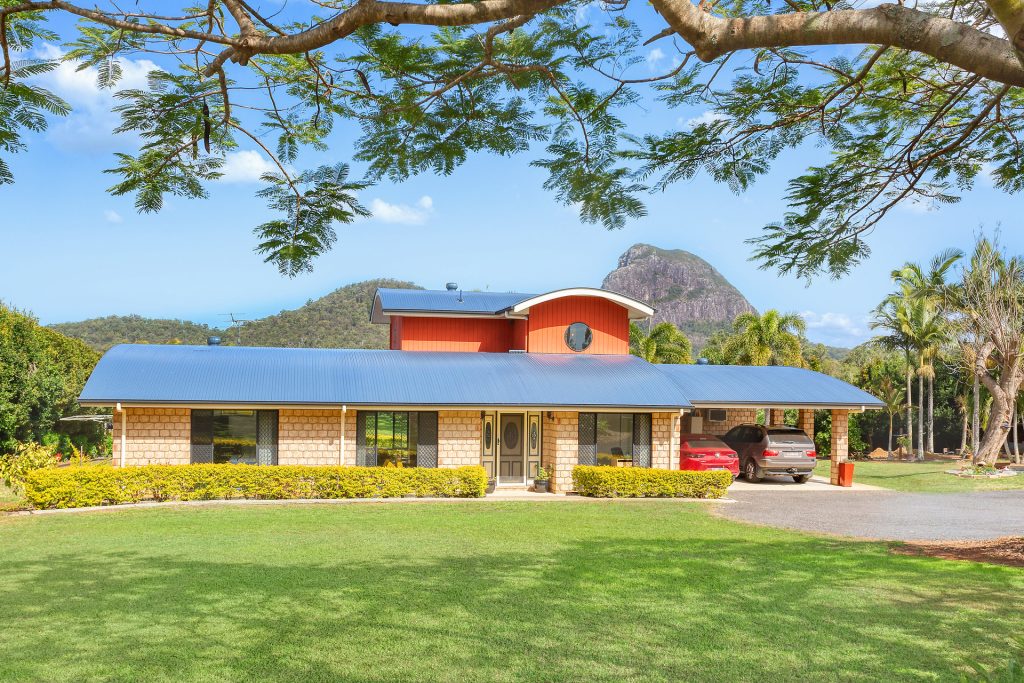 85 Coonowrin Road, Glass House Mountains QLD 4518 - photo 2