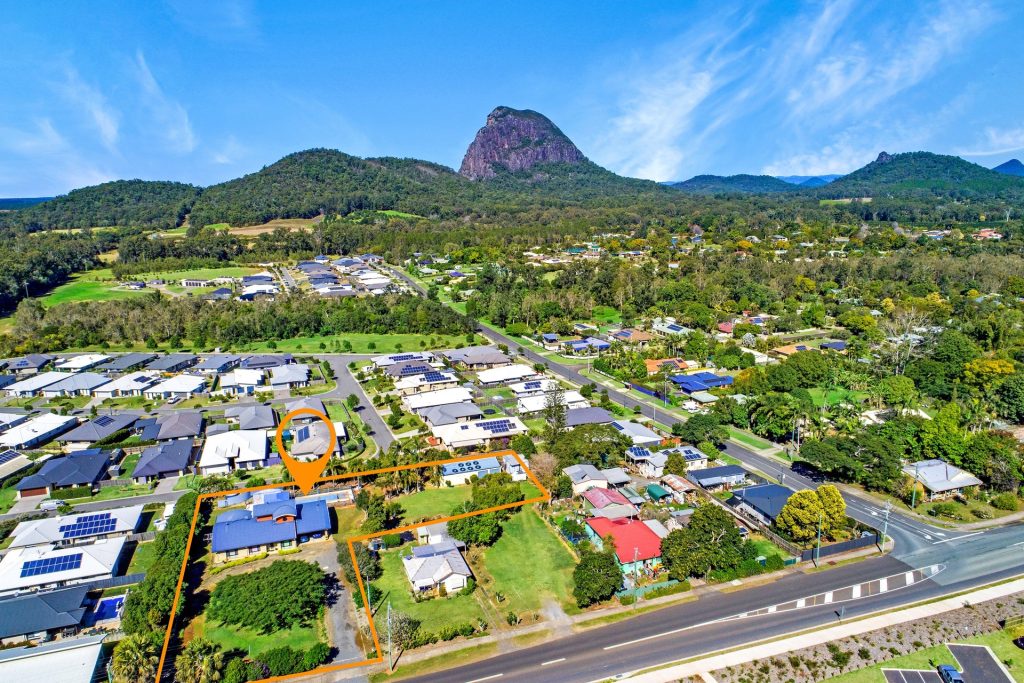 85 Coonowrin Road, Glass House Mountains QLD 4518 - photo 15