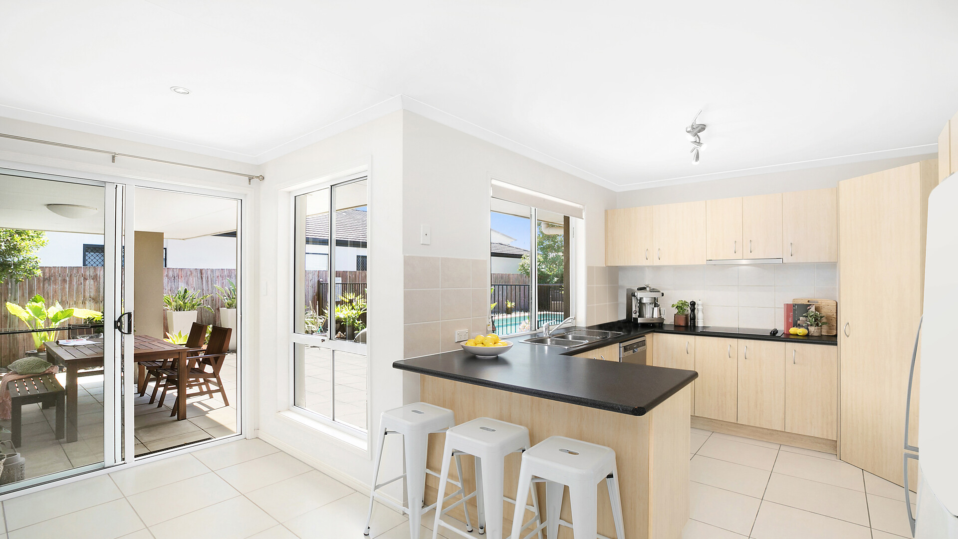 7 Kamala Place, Meridan Plains QLD 4551 - photo 5