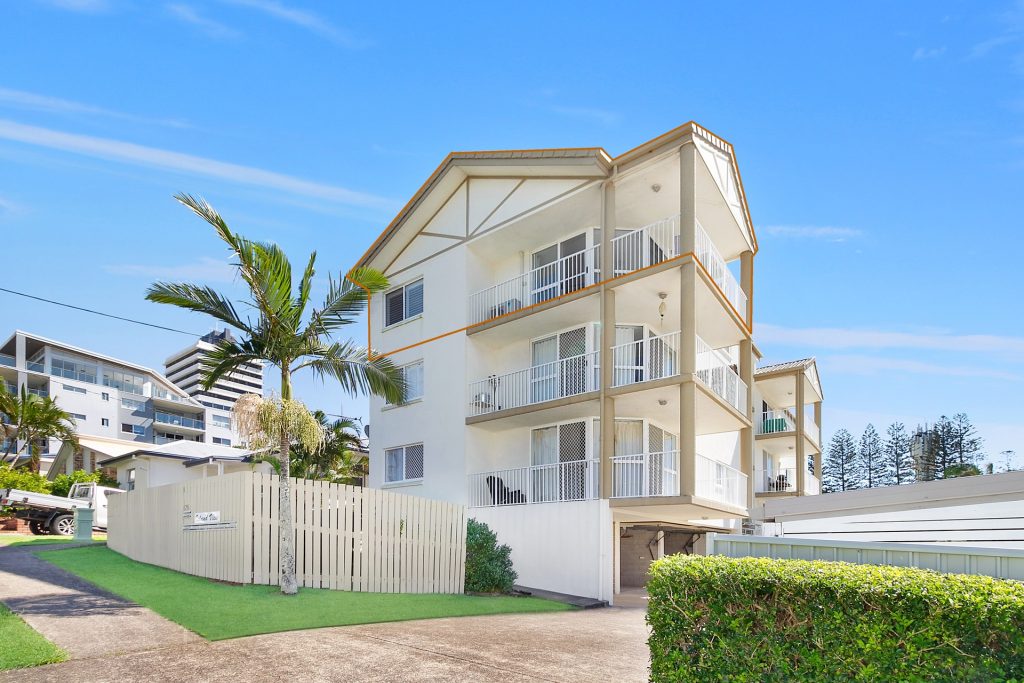 5/25 Saltair Street, Kings Beach QLD 4551 - photo 9