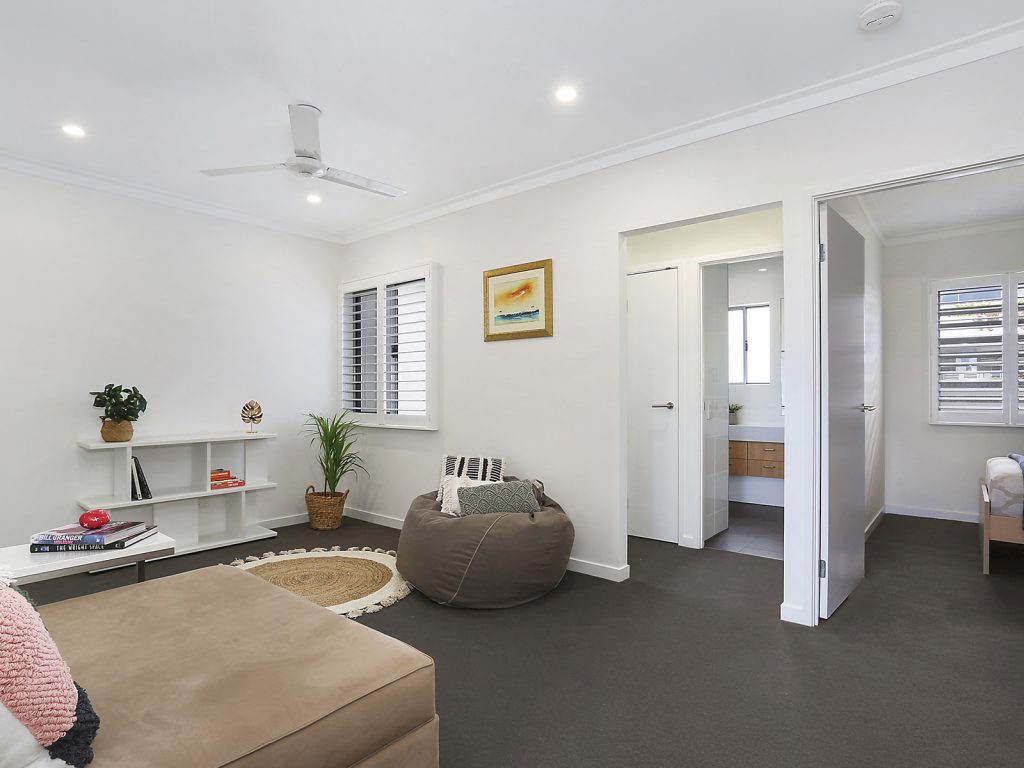 9/3 Feather Court, Birtinya QLD 4575 - photo 12