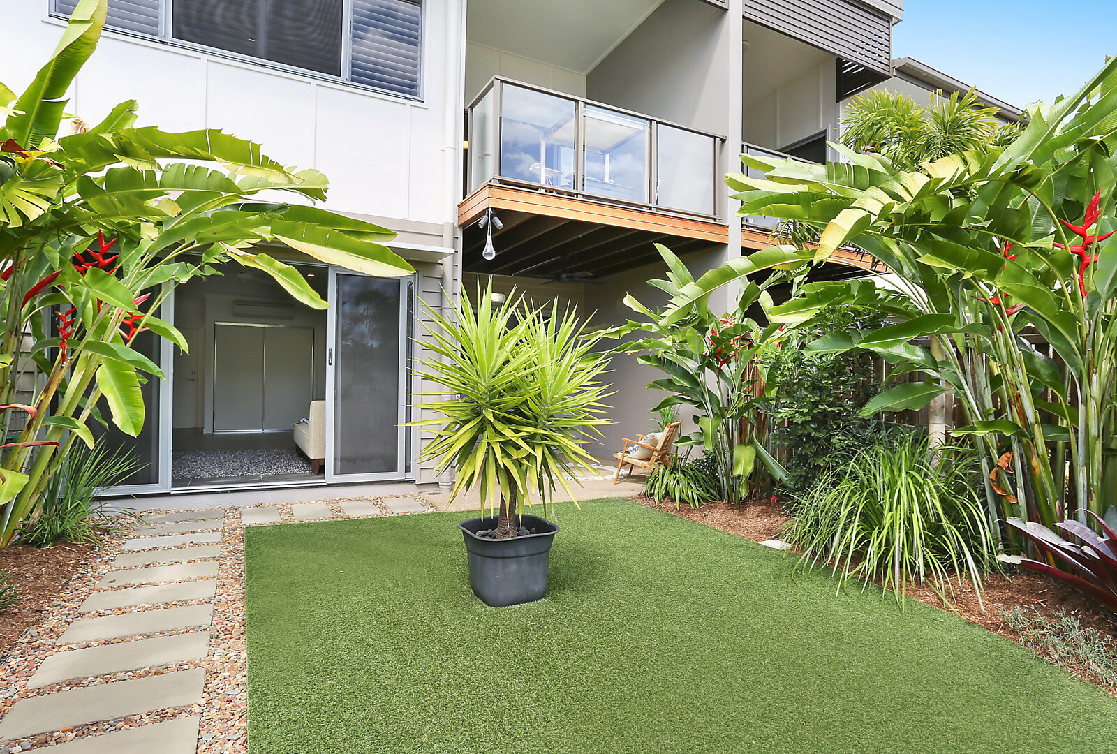 9/3 Feather Court, Birtinya QLD 4575 - photo 3