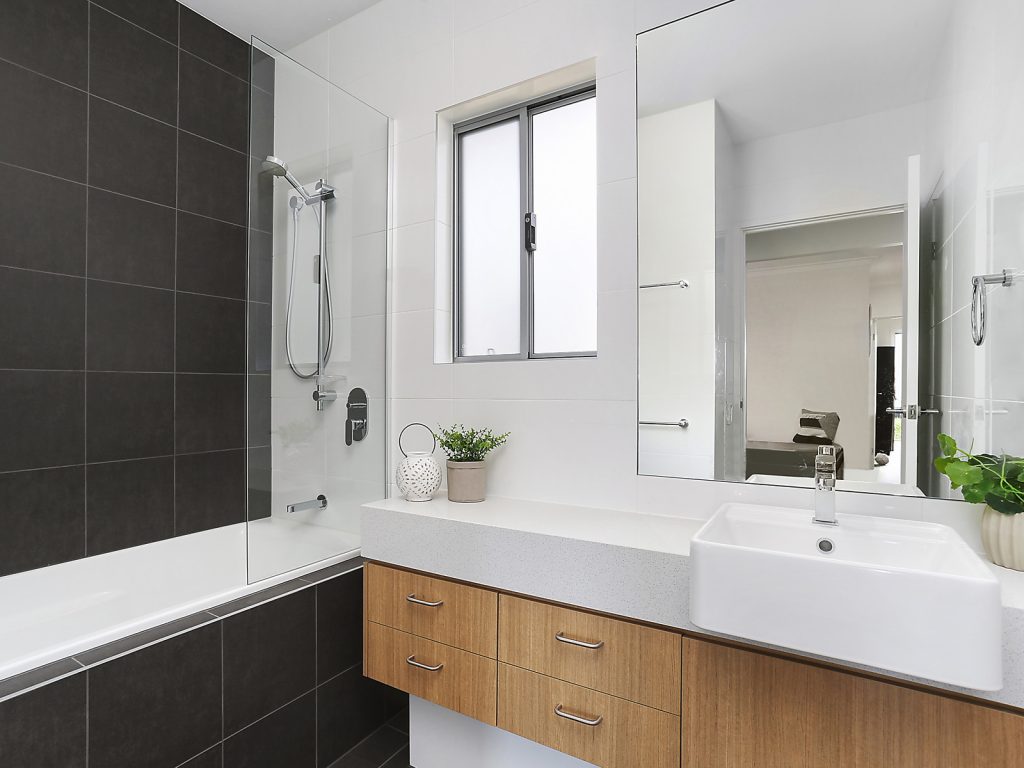 9/3 Feather Court, Birtinya QLD 4575 - photo 9