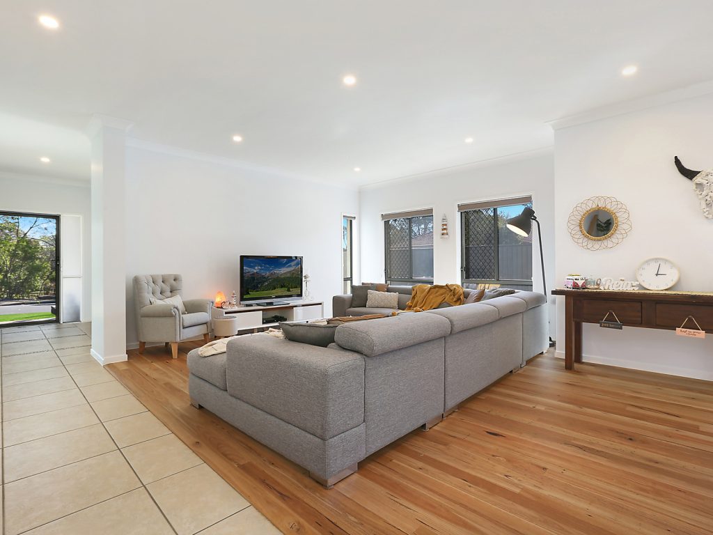 12 Park Hollow Mews, Little Mountain QLD 4551 - photo 9