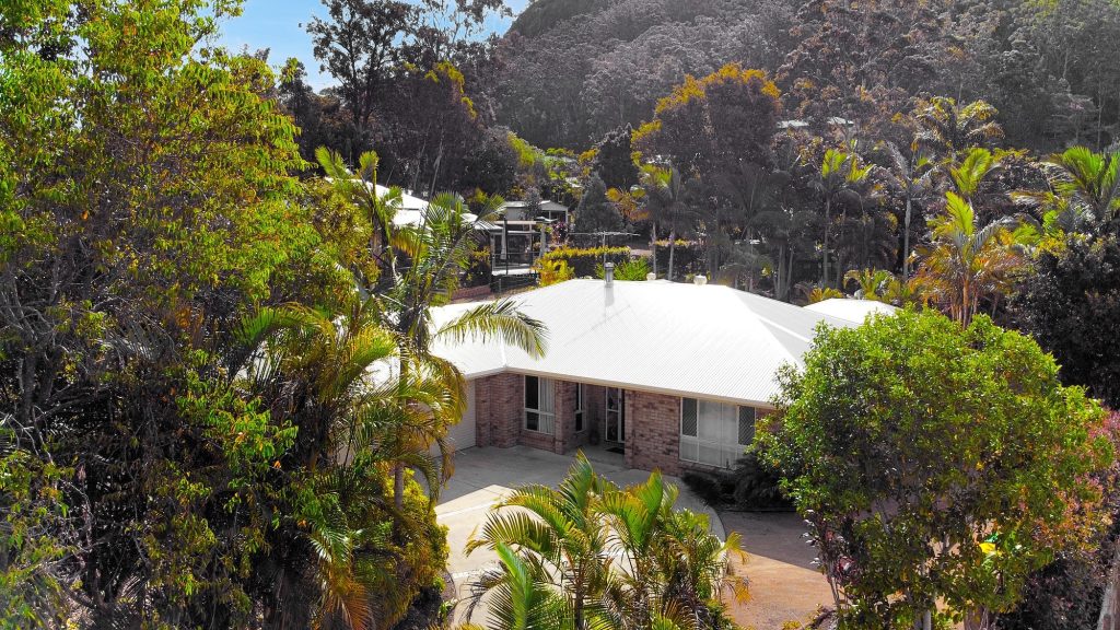 62 Springburn Drive, Glass House Mountains QLD 4518 - photo 11