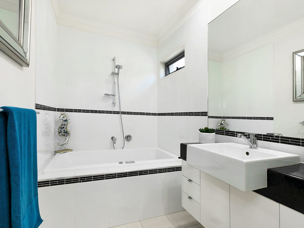 5 Hume Street, Golden Beach QLD 4551 - photo 10