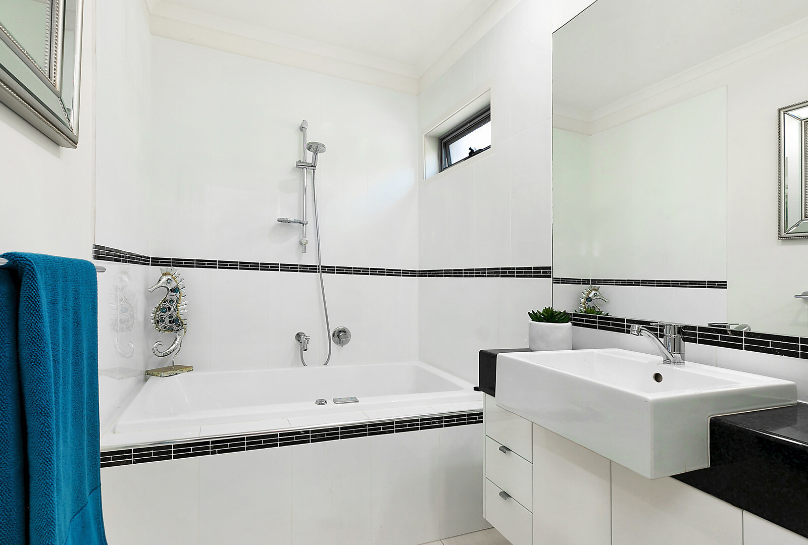 5 Hume Street, Golden Beach QLD 4551 - photo 10