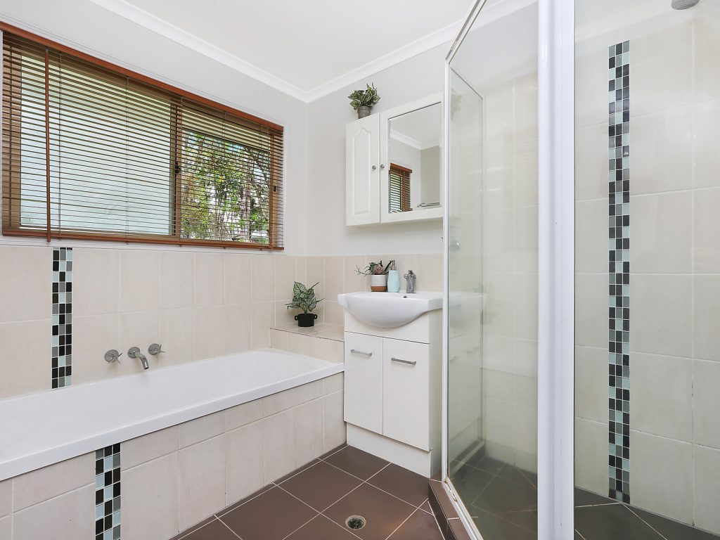 2060 Old Gympie Road, Glass House Mountains QLD 4518 - photo 9