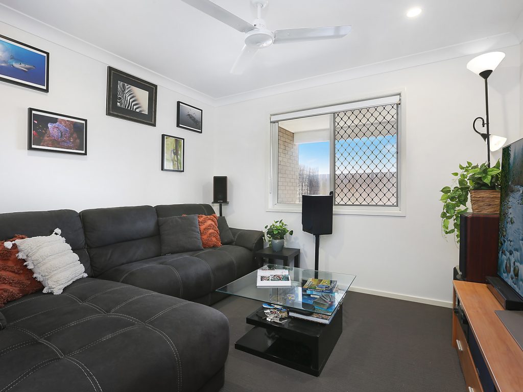 29 Lakefield Crescent, Beerwah QLD 4519 - photo 2