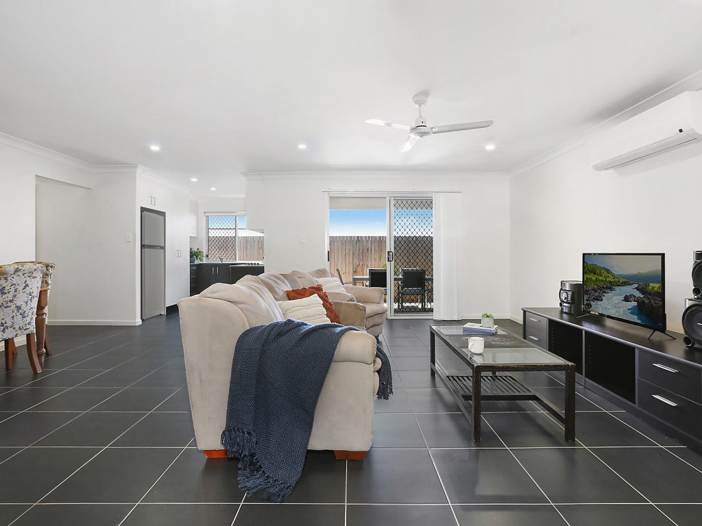 29 Lakefield Crescent, Beerwah QLD 4519 - photo 7