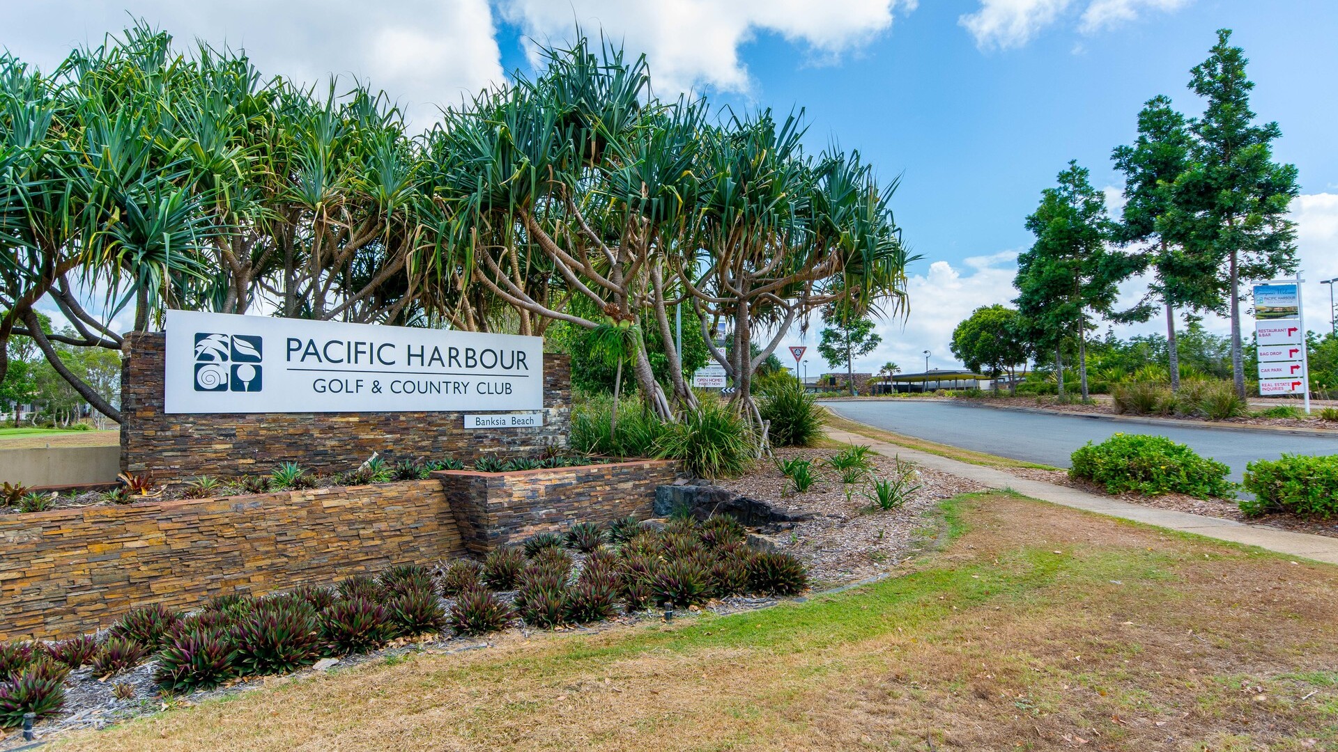 118 Marina Boulevard, Banksia Beach QLD 4507 - photo 18