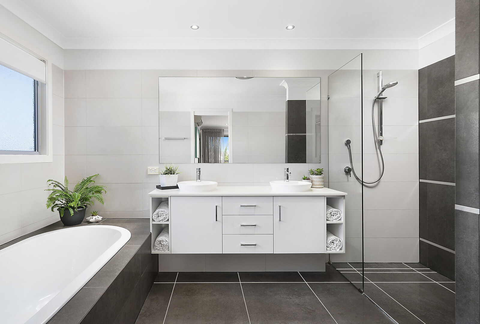 118 Marina Boulevard, Banksia Beach QLD 4507 - photo 8