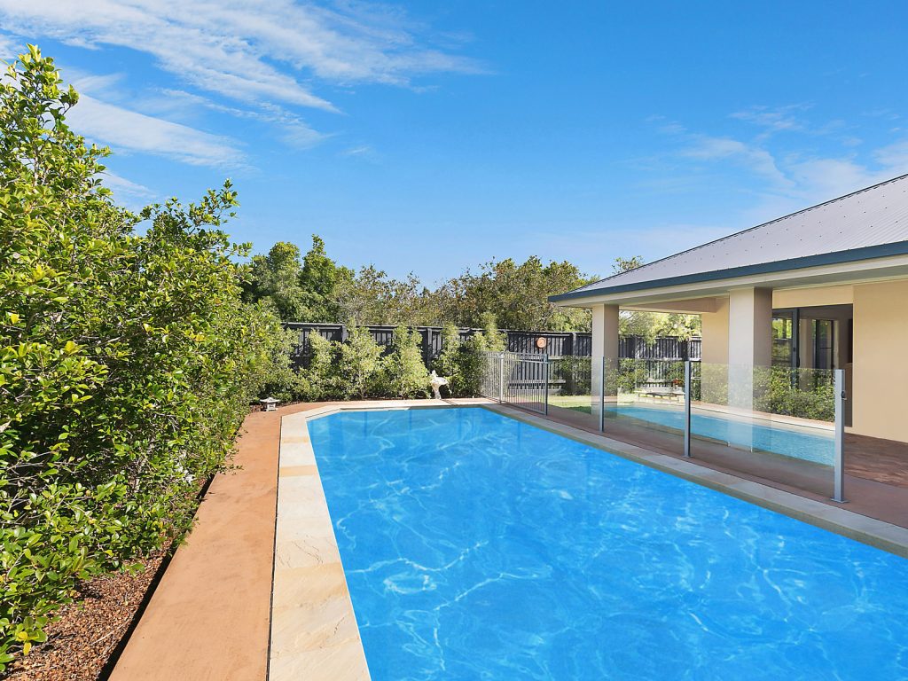 8 Margarita Court, Kawana Island QLD 4575 - photo 3