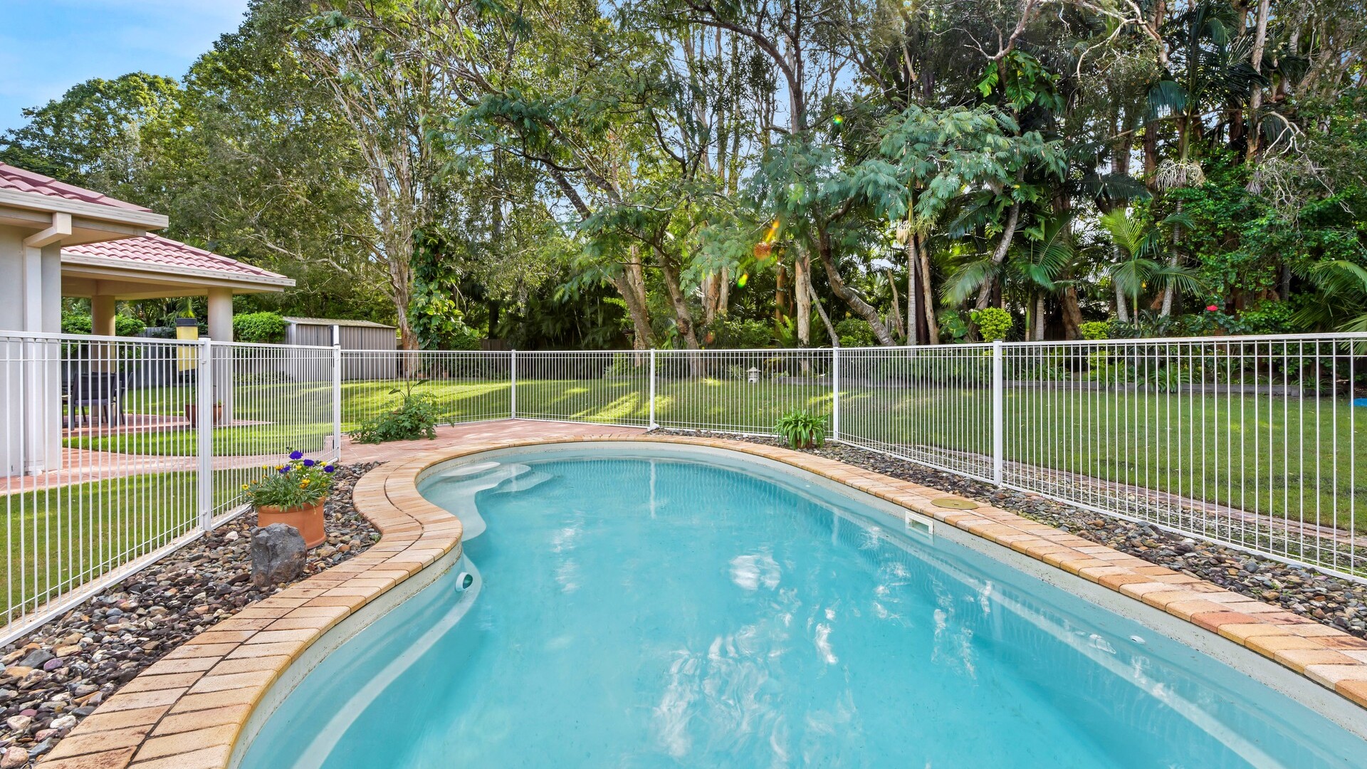 5 Phar Lap Court, Little Mountain QLD 4551 - photo 3