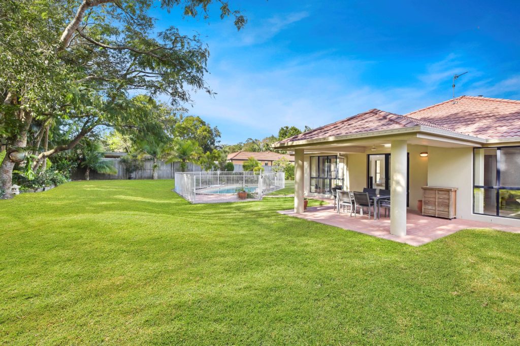 5 Phar Lap Court, Little Mountain QLD 4551 - photo 4