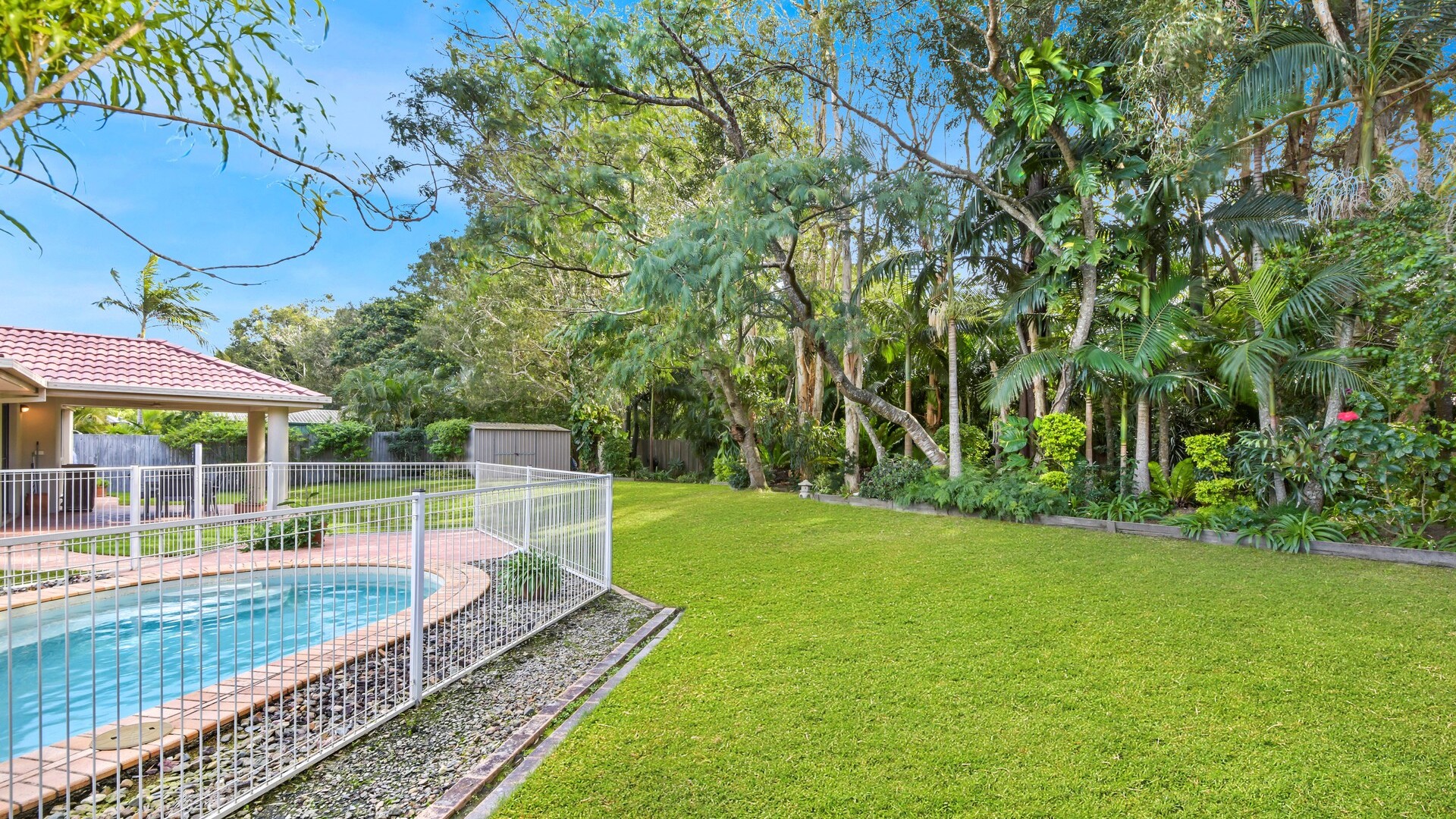 5 Phar Lap Court, Little Mountain QLD 4551 - photo 5